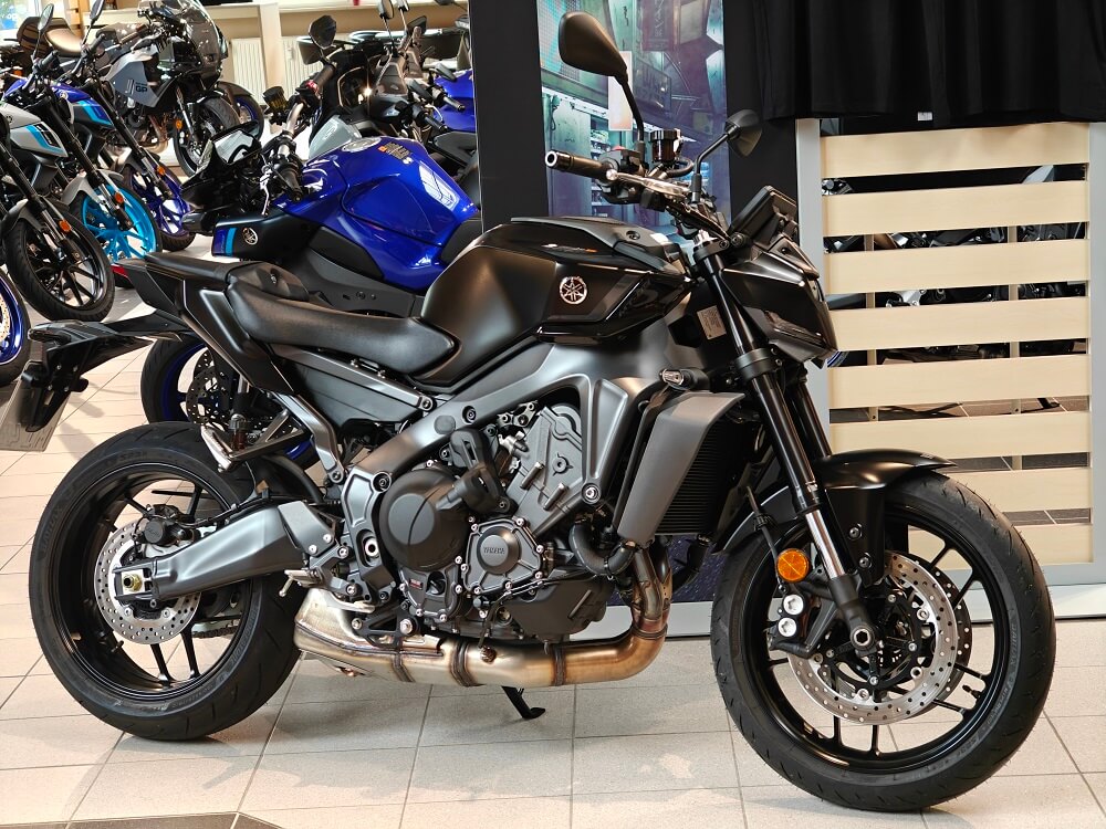 Yamaha_MT-09_Y-AMT_35kw.jpg