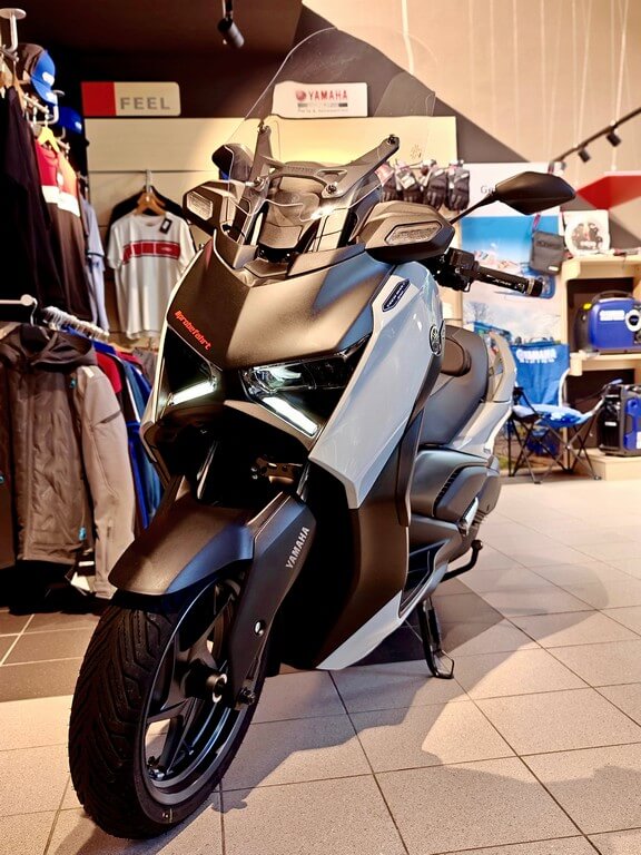 Yamaha XMAX 300 2026 Angebot.jpg